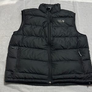 Mountain Hardwear Men's Black Quilted Vest
